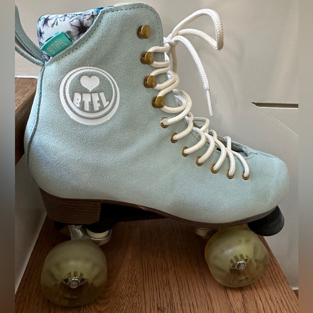 BTFL Rollerskates